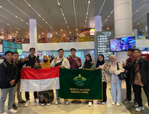 FUSA UIN Raden Intan Lampung Mengirimkan 2 Mahasiswa Terbaiknya Mengikuti “International Student Mobility” Ummatic Festival 3.0 di Malaysia